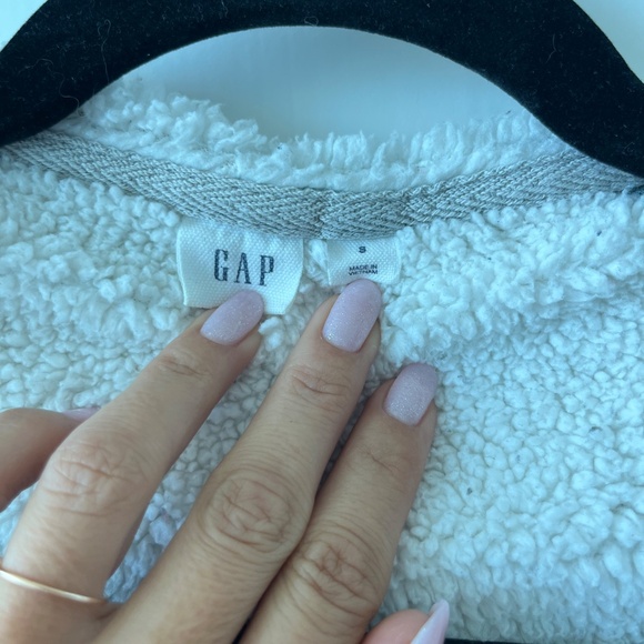 GAP Sherpa-Lined Gray Zip Hoodie - Picture 3 of 5